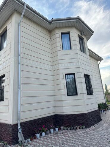 новопокровка дом продать: Үй, 300 кв. м, 11 бөлмө, Менчик ээси