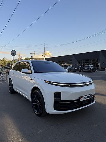 sonlink 200: Lixiang L7: 2023 г., 1.5 л, Автомат, Электромобиль, Внедорожник — 4