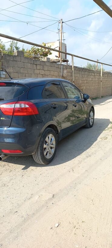 Kia: Kia Rio hatchback – EcoDynamics satılır 13500 manat - Kuzov: 5 qapılı — 5