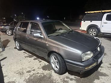 40 5: Volkswagen Golf: 1992 г., 1.8 л, Механика, Хэтчбэк — 1