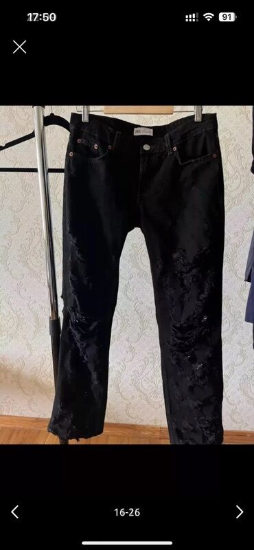 CD, DVD disklər və kassetlər: Zara, yırtıq detallı cins şalvar Dizlərdə və digər yerlərdə yırtıqlar — 10