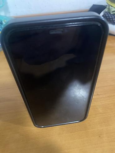 Apple iPhone: IPhone 11, 128 ГБ, 96 % — 9