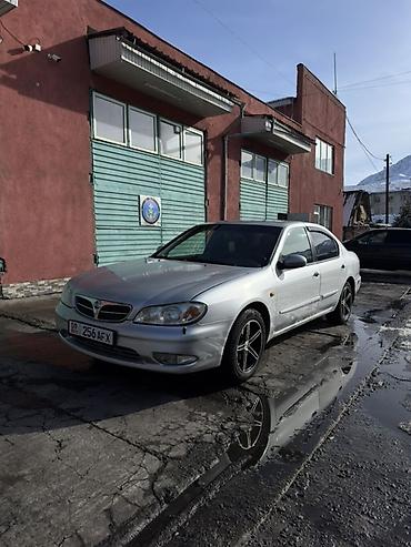 Nissan: Nissan Maxima: 2000 г., 2 л, Механика, Седан — 3