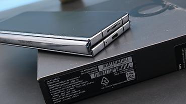 z fold 3: Samsung Galaxy Z Fold 4, Б/у, 256 ГБ, цвет - Серый, 2 SIM — 4