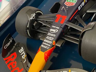 Avtomobil modelləri: Renault, 2023 il, 1:18, Dəmir, Ödənişli çatdırılma — 12