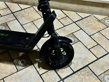 ninebot e2 pro: İşlənmiş Elektrik samokat 10", > 1000 Vt, 36 - 45 km/s, Ünvandan götürmə — 6