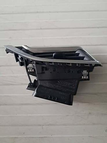 el skuteri: LEVA RESETKA VENTILACIJE ZA PEUGEOT 208, 2008 OD 2013. DO 2019. GOD — 1