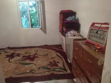 квартира общежитие: 2 бөлмө, Менчик ээси, Жарым -жартылай эмереги бар