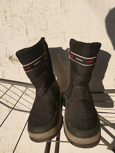 Детская обувь: Продаётся зимние сапоги для мальчика. Фирма Cortina. Б/у 33 размер, в — 9
