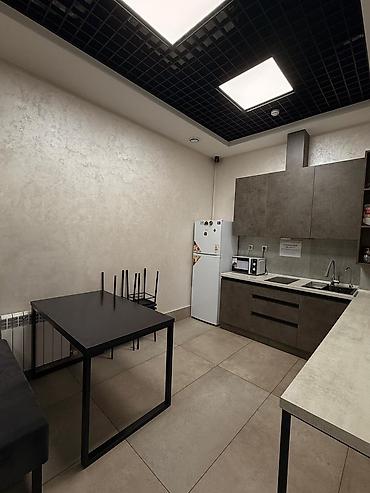 Продажа офисов: Продажа офисов 180 м², С ремонтом, Бизнес центр, 5 этаж — 9