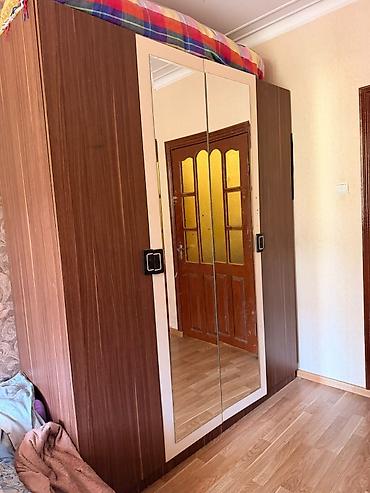 Digər mebel: RumiEmbavoddan dolab 200₼ . - Hündürlük: 210 - Eni: 180 - Dərinlik — 1
