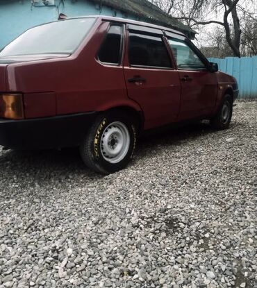 VAZ (LADA): VAZ (LADA) 21099: 1.5 l | 1993 il 756348 km Sedan