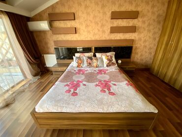 Uzunmüddətli kirayə mənzillər: ŞƏHƏRİN MƏRKƏZİNDƏ GENİŞ MƏNZİL KİRAYƏ VERİLİR Ümumi sahə: 250 m² — 9