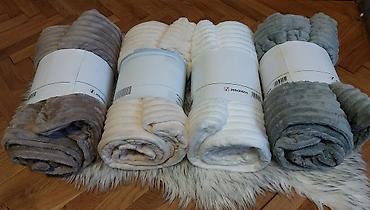 Ćebad i pokrivači: Mekane dekorativne prekrivače/ćebad sa reljefnim (rebrastim) dezenom — 3