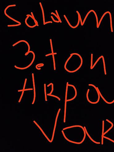 pişik şəkilləri çəkmək: Salam temizdir elaqe vacapda saxla 0.42 qepikden — 2