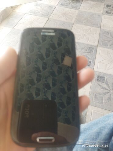 Samsung: Samsung Galaxy J3 2016, 32 GB, rəng - Qara, Barmaq izi