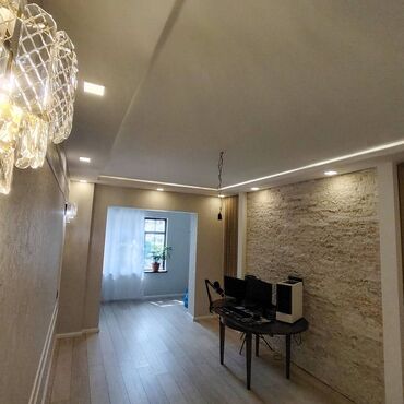 Kirayə mənzillər: Bakı, Yeni Yasamal, 4 otaqlı, Köhnə tikili, m. İnşaatçılar, 104 kv. m