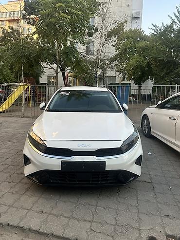 кия ceed: Kia Cerato: 2022 г., 1.6 л, Автомат, Бензин, Седан — 2
