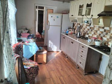 Həyət evləri və villaların satışı: 4 otaqlı, 157 kv. m, Orta təmir — 8