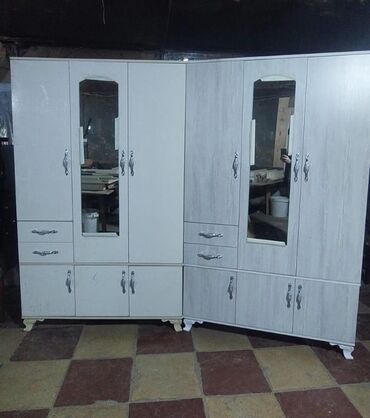Dolablar: Açılan, 3 qapılı Düz dolab, Qarderob, paltar dolabı -da lalafo.az — 4 Dolablar: Açılan, 3 qapılı Düz dolab, Qarderob, paltar dolabı — 4