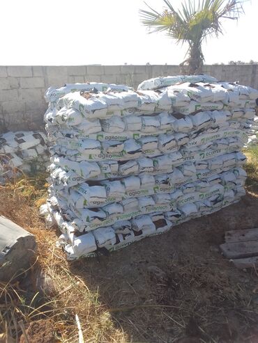 Torf: Torf kakabit peyin qara torpaq satışı 150 ədədən çox alana -da lalafo.az — 24 Torf: Torf kakabit peyin qara torpaq satışı 150 ədədən çox alana — 24