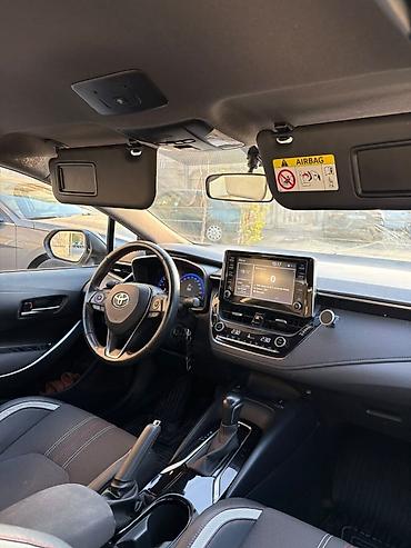 Toyota: Toyota Corolla: 1.6 l | 2022 il Sedan — 10