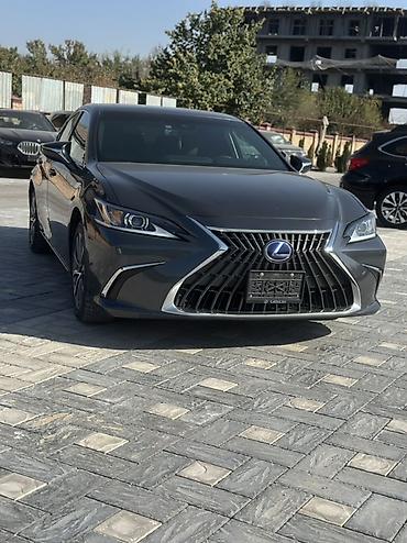 165 65 14: Lexus ES: 2022 г., 2.5 л, Гибрид, Седан — 1