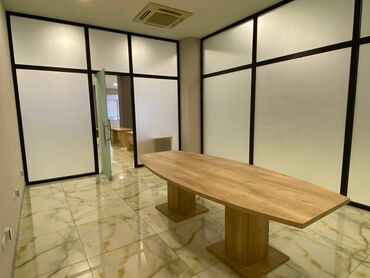 Ofislər: Tam temirli Klinika ve bezi biznes isi ucun cox gozel obyektir — 10