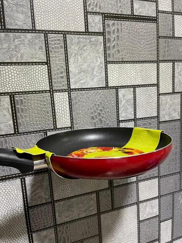 wok tava: Tava, rəng - Qırmızı, Qranit, 30 sm, Rusiya
