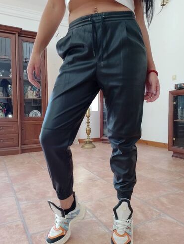 Pantalone Zara XS velicina i XL