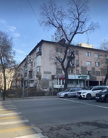 квартиру в токмаке: 2 комнаты, 42 м², Золотой квадрат Индивидуалка, 1 этаж, Старый ремонт — 1