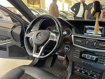mercedes e 200: Mercedes-Benz E 200: 1.8 l | 2012 il Sedan — 1