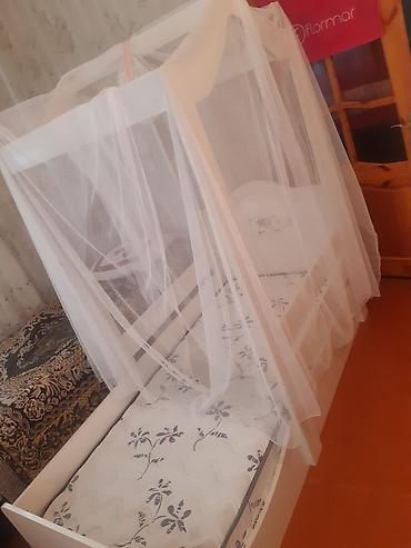 islenmis matras: Caploonba Unicorn Montessori Beşik + Matras (Tam saz) Mağaza qiyməti — 1