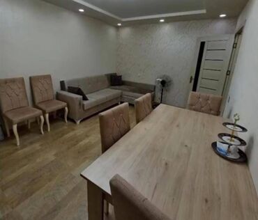 xacmaz kiraye evler 2023: Bakı, 2 otaqlı, Köhnə tikili, m. Gənclik, 30 kv. m