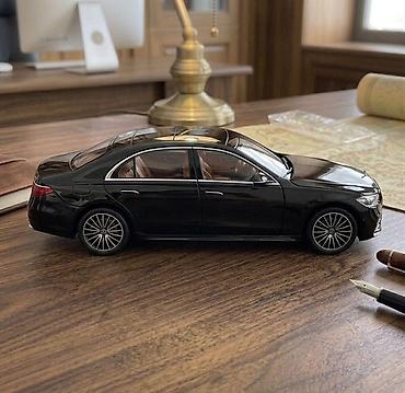 18 oyuncaqlar: Mercedes-Benz S-Class S500 4MATIC (W223) metal model maşın - Miqyas — 5