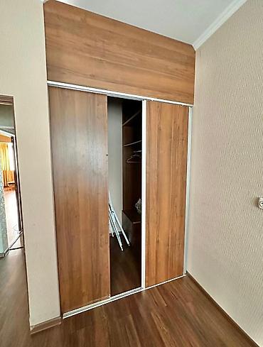 Продажа квартир: 3 комнаты, 81 м² — 4