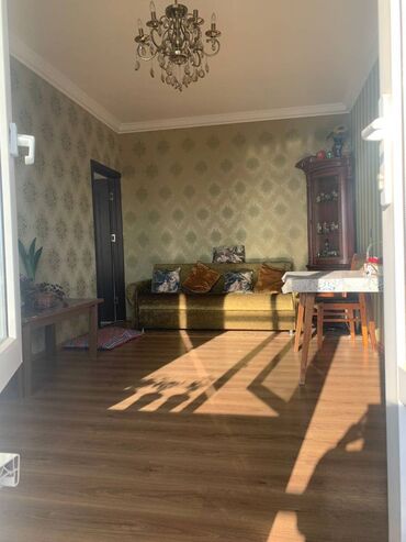 Köhnə tikili: Bakı, 5 otaqlı, Köhnə tikili, m. Həzi Aslanov, 104 kv. m — 2