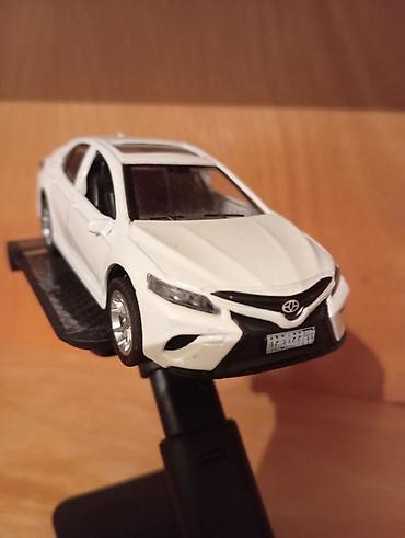 hot wheels formula 1: Məhsul: Toyota sedan maketi (miqyaslı model) - Rəng: ağ - Korpus — 1