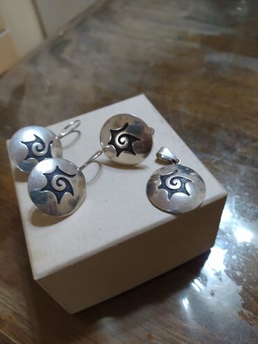 серебряные контакты: Серебряный набор: серьги,кольцо-18 размеркулон.новый.в этно стиле