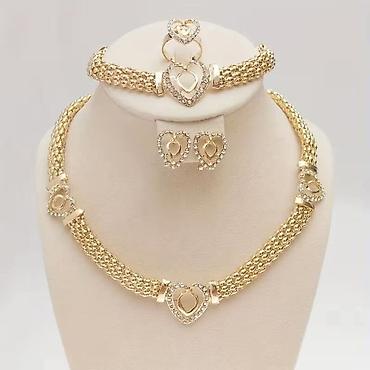 Setovi nakita: Ženski setovi nakita – elegantni kompleti 🛒 2,500 din. - Kompleti — 4