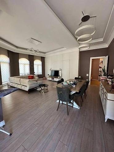 bakıda kiraye ev: İcarəyə verilir 5 otaqlı köhnə tikili 235 m², Nəriman Nərimanov m. 3 — 1