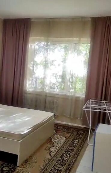 купить квартиру в киргизии: 1 бөлмө, 34 кв. м, 105-серия, 3 кабат, Косметикалык ремонт