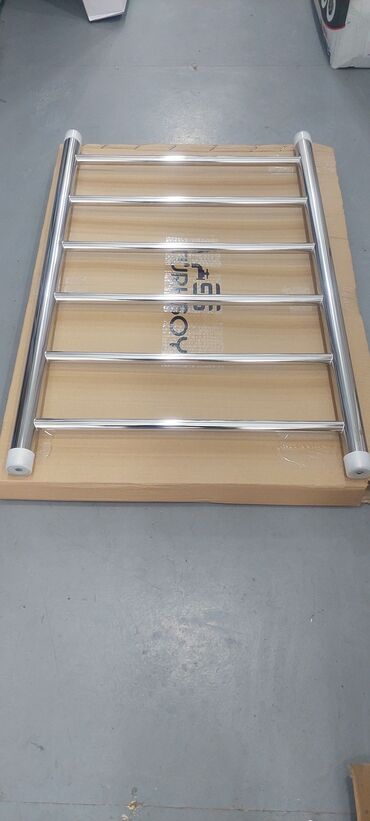 Hamam suşilkaları: Məhsul: Dəsmal qurudan (radiator) – divara montaj üçün Təsvir: - — 22