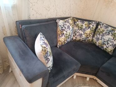 Divanlar: Künc divan, Açılmayan, Bazasız, Vеlur parça, Çatdırılma yoxdur — 4