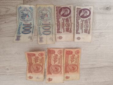 продаю рубль: 100 рублей 1993 2 шт продам за 40 сом 25 рублей 1961 года 2 шт продам