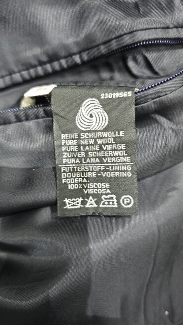 Kaputi i mantili: Muški dugi kaput od vune, tamnoplave boje, sa klasičnim kragnom i — 5