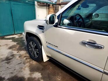 кадилак эскалайд: Cadillac Escalade: 2008 г., 6.2 л, Типтроник, Газ, Внедорожник