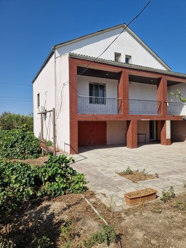 Информатика: Пос. Гала 5 комнат, 150 м²