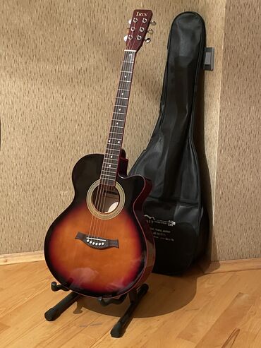 Tar: Akustik gitara, 6 sim, Yeni, Ünvandan götürmə, Pulsuz çatdırılma, Rayonlara çatdırılma