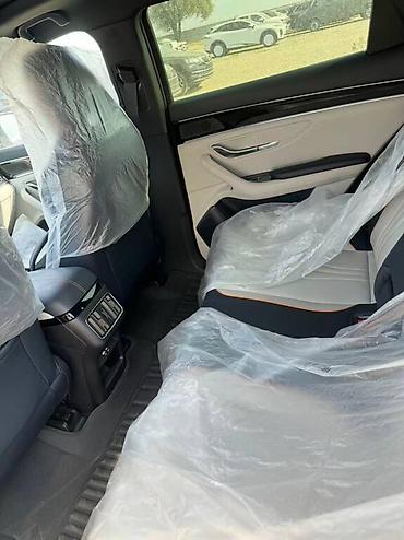 BYD: BYD Song Plus: 2024 г., 0.1 л, Вариатор, Электромобиль, Кроссовер — 8